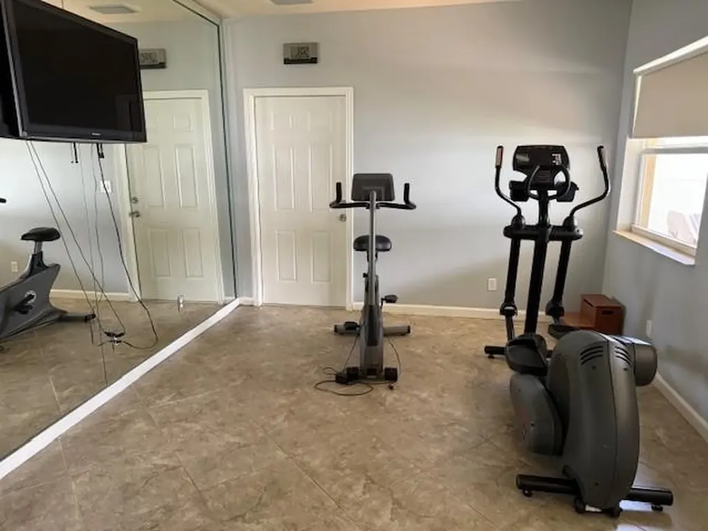 5861 N Plum Bay Parkway Tamarac FL 33321