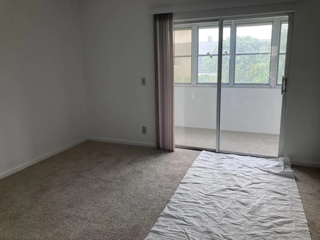 364 Northampton R West Palm Beach FL 33417