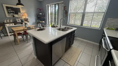3332 NW 10th Pompano Beach FL 33064