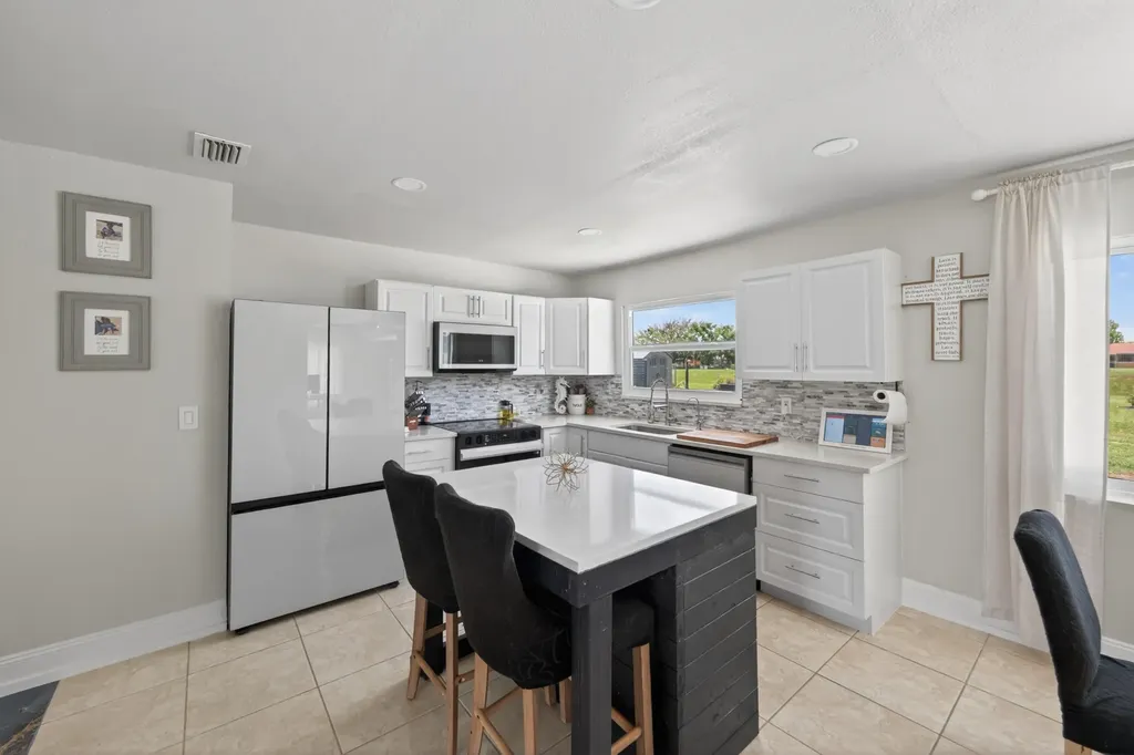 264 SW Cherryhill Road Port St Lucie FL 34953