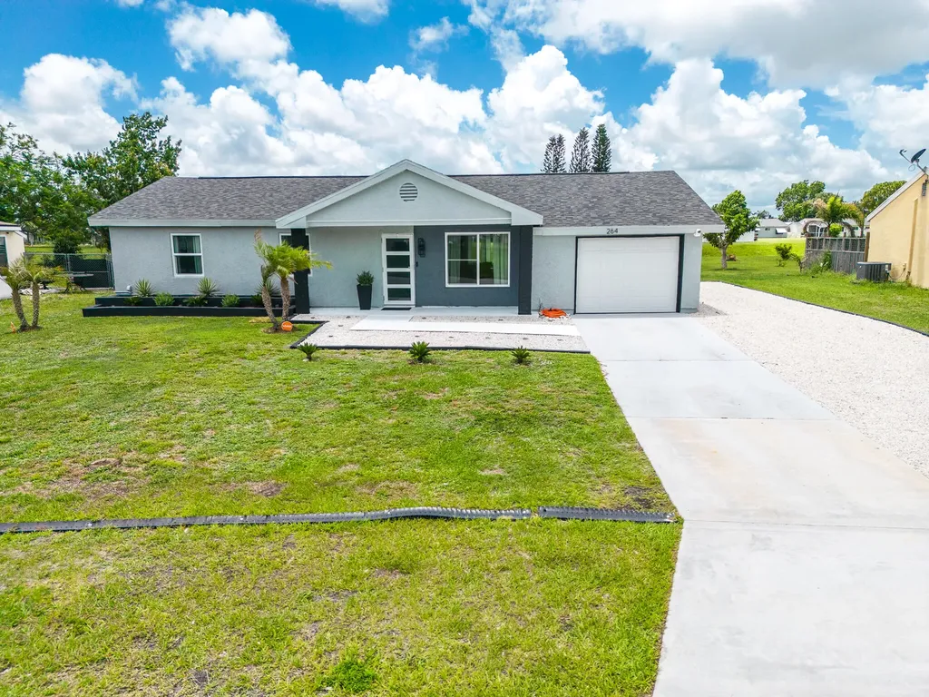 264 SW Cherryhill Road Port St Lucie FL 34953