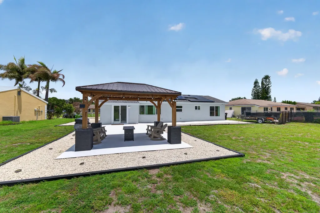 264 SW Cherryhill Road Port St Lucie FL 34953