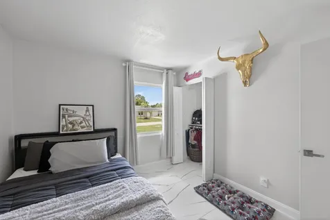 264 SW Cherryhill Road Port St Lucie FL 34953