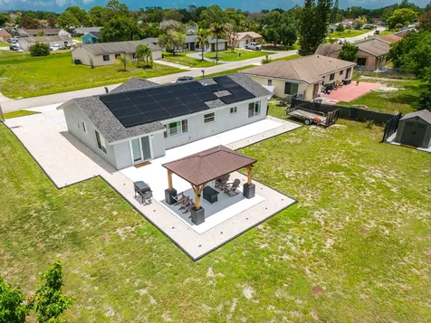 264 SW Cherryhill Road Port St Lucie FL 34953