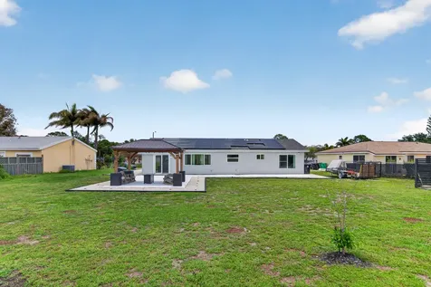 264 SW Cherryhill Road Port St Lucie FL 34953