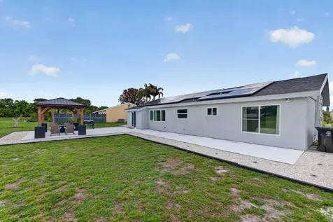 264 SW Cherryhill Road Port St Lucie FL 34953
