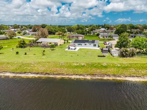 264 SW Cherryhill Road Port St Lucie FL 34953