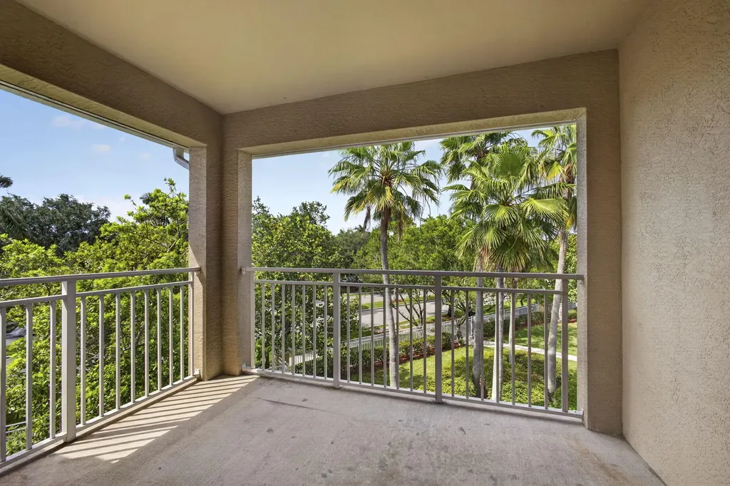 6510 Emerald Dunes Drive West Palm Beach FL 33411