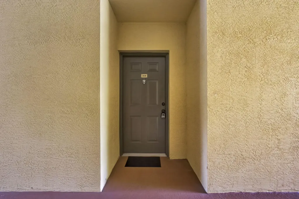 6510 Emerald Dunes Drive West Palm Beach FL 33411