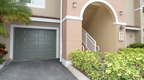6510 Emerald Dunes West Palm Beach FL 33411