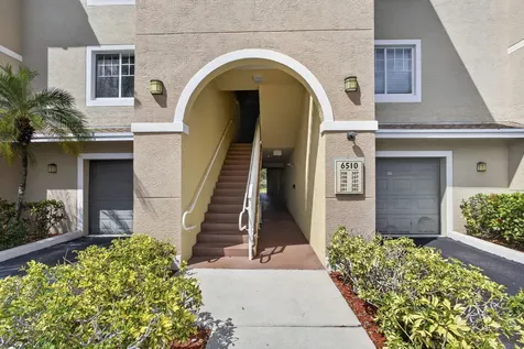 6510 Emerald Dunes Drive West Palm Beach FL 33411