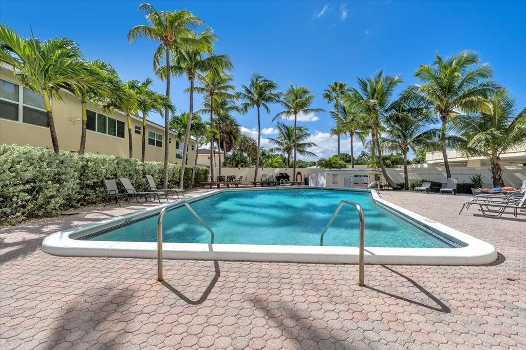 6000 N Ocean Drive Lauderdale By The Sea FL 33308