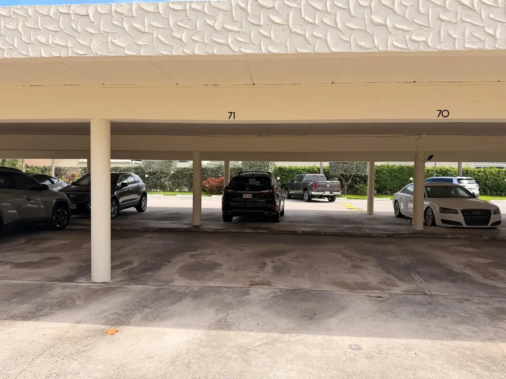 6000 N Ocean Drive Lauderdale By The Sea FL 33308