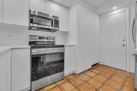 6000 N Ocean Lauderdale By The Sea FL 33308