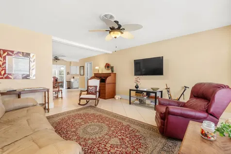475 19th Place Vero Beach FL 32960