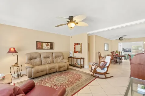 475 19th Place Vero Beach FL 32960
