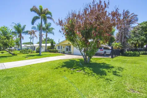 475 19th Place Vero Beach FL 32960