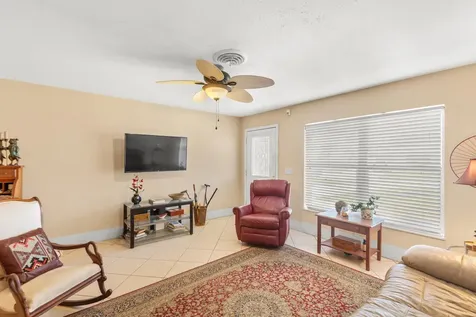 475 19th Place Vero Beach FL 32960