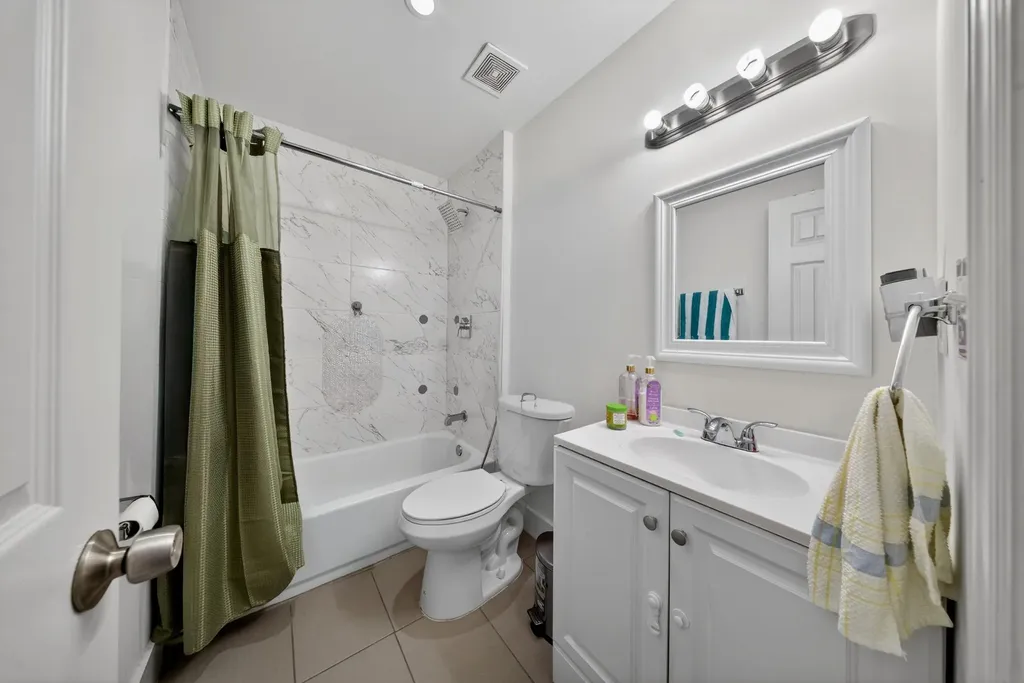 623 S Pine Street Lake Worth Beach FL 33460