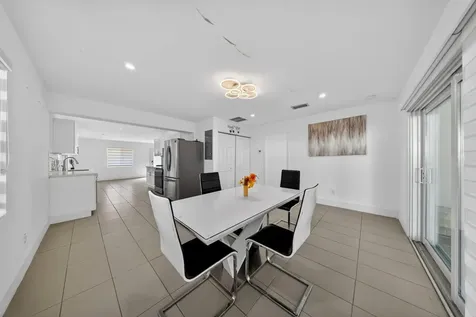 623 S Pine Street Lake Worth Beach FL 33460
