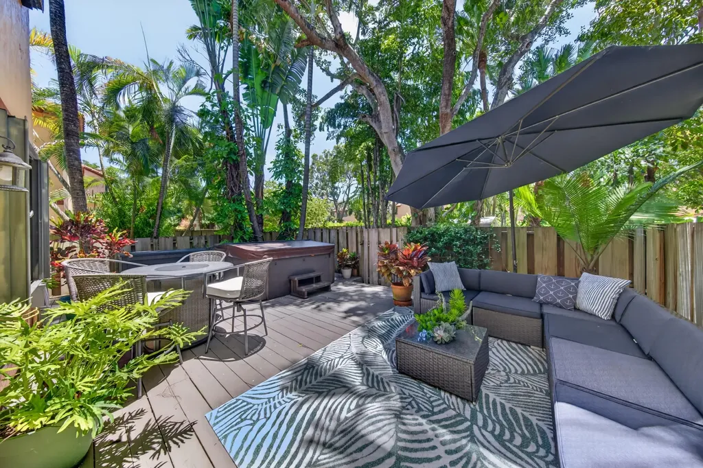200 NE 17th Court Fort Lauderdale FL 33305