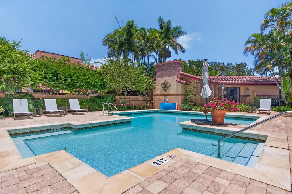 200 NE 17th Court Fort Lauderdale FL 33305