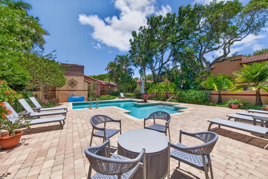 200 NE 17th Court Fort Lauderdale FL 33305
