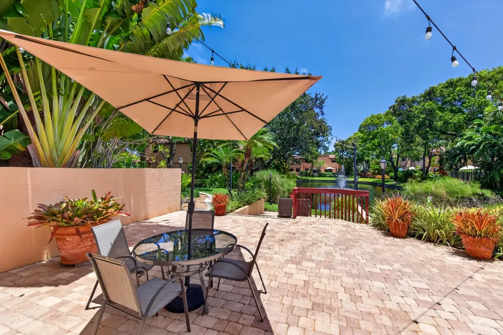 200 NE 17th Court Fort Lauderdale FL 33305