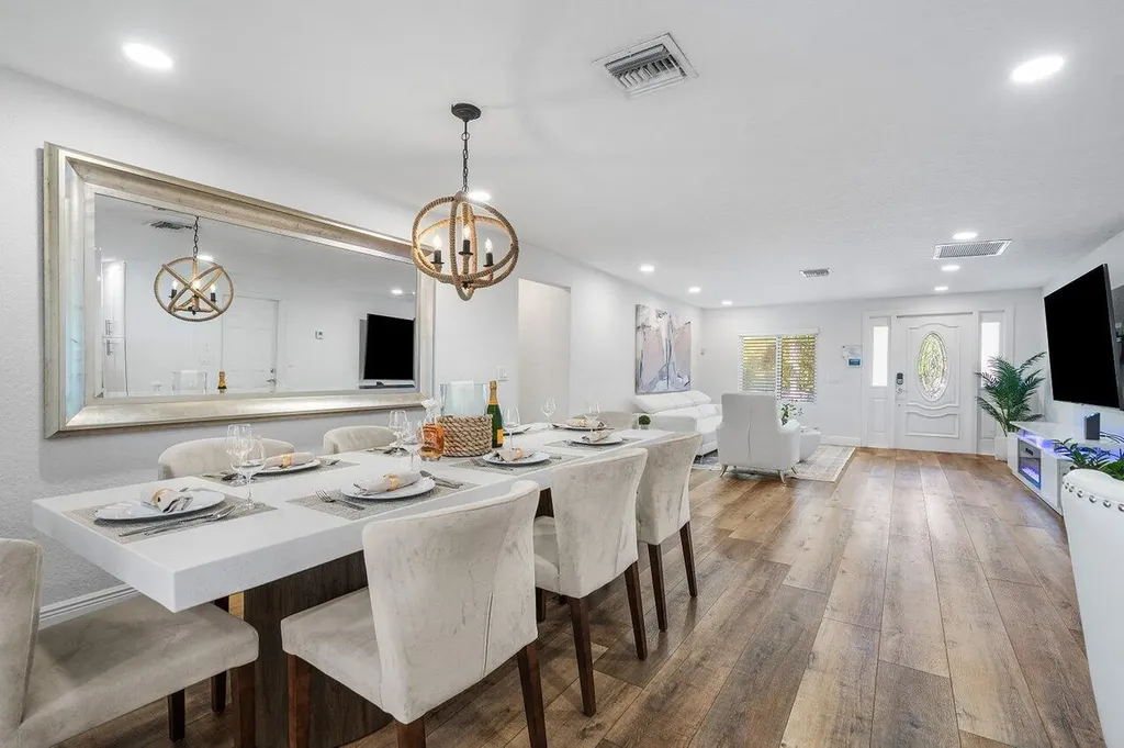 671 Lindell Boulevard Delray Beach FL 33444