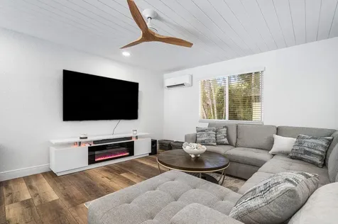 671 Lindell Delray Beach FL 33444