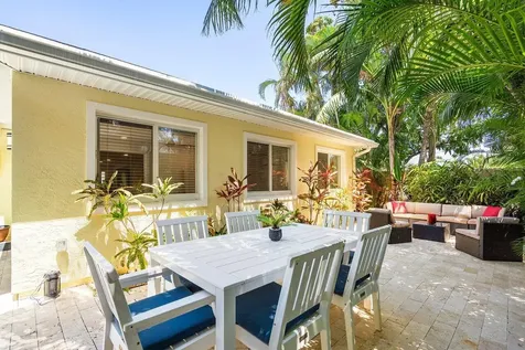 671 Lindell Delray Beach FL 33444
