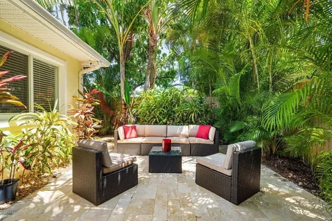 671 Lindell Delray Beach FL 33444