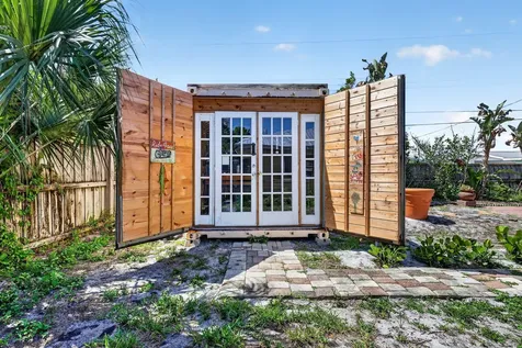8143 SE Woodland Road Hobe Sound FL 33455