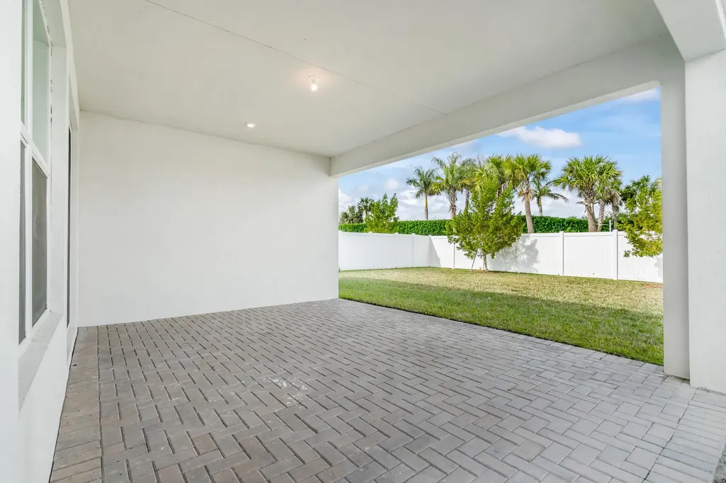 10638 SW Hensley Street Port St Lucie FL 34987