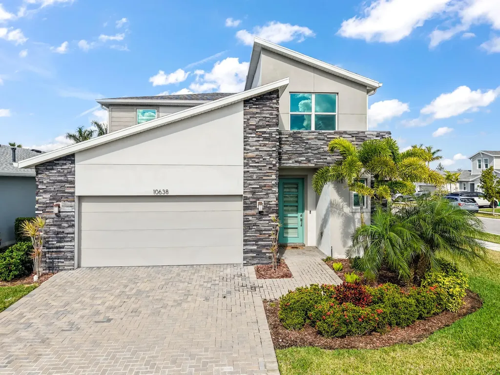 10638 SW Hensley Street Port St Lucie FL 34987