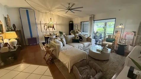 63 Mayfair Lane Boynton Beach FL 33426