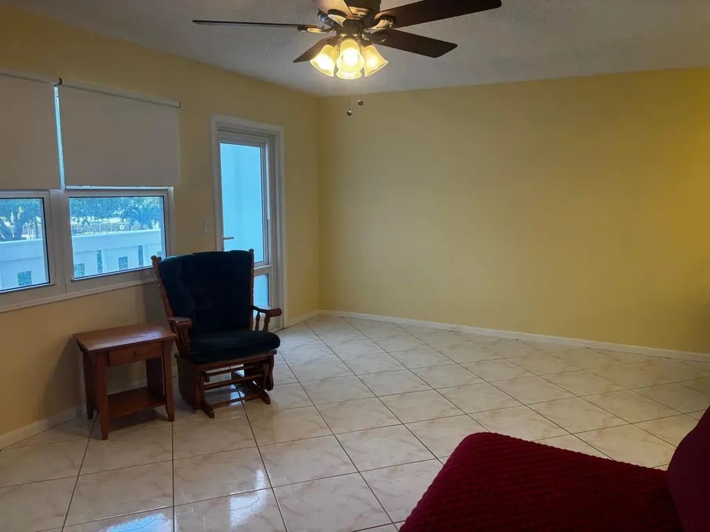 309 Grantham A Deerfield Beach FL 33442