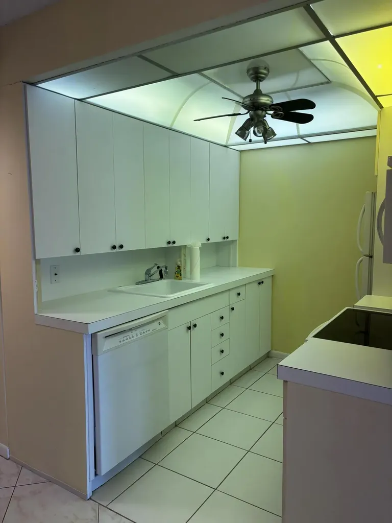309 Grantham A Deerfield Beach FL 33442