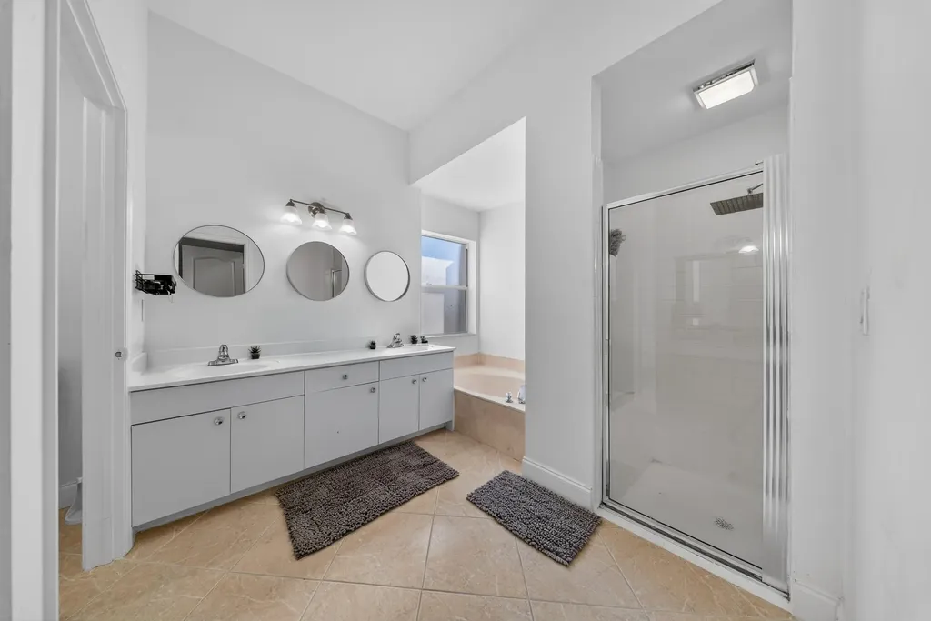 113 Egret Circle Greenacres FL 33413