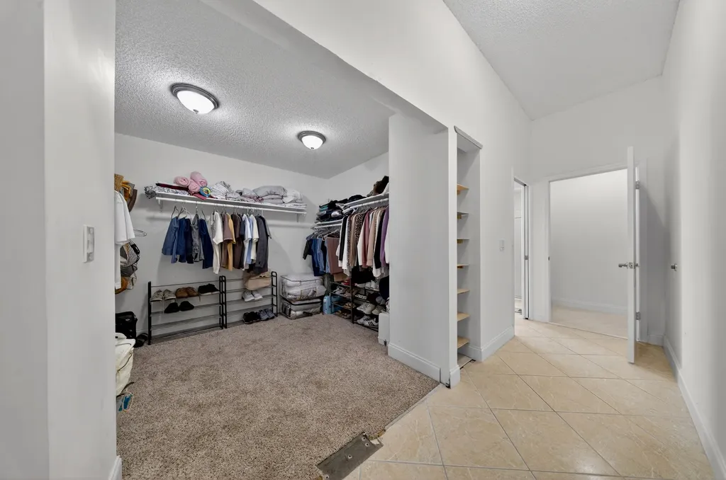 113 Egret Circle Greenacres FL 33413