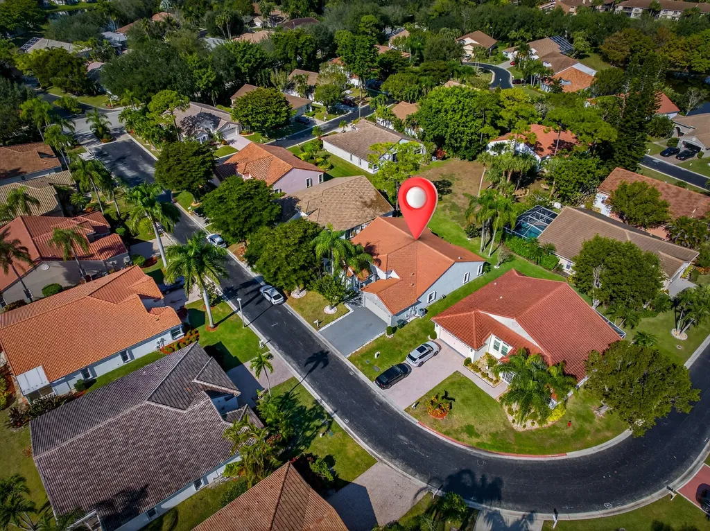 113 Egret Circle Greenacres FL 33413