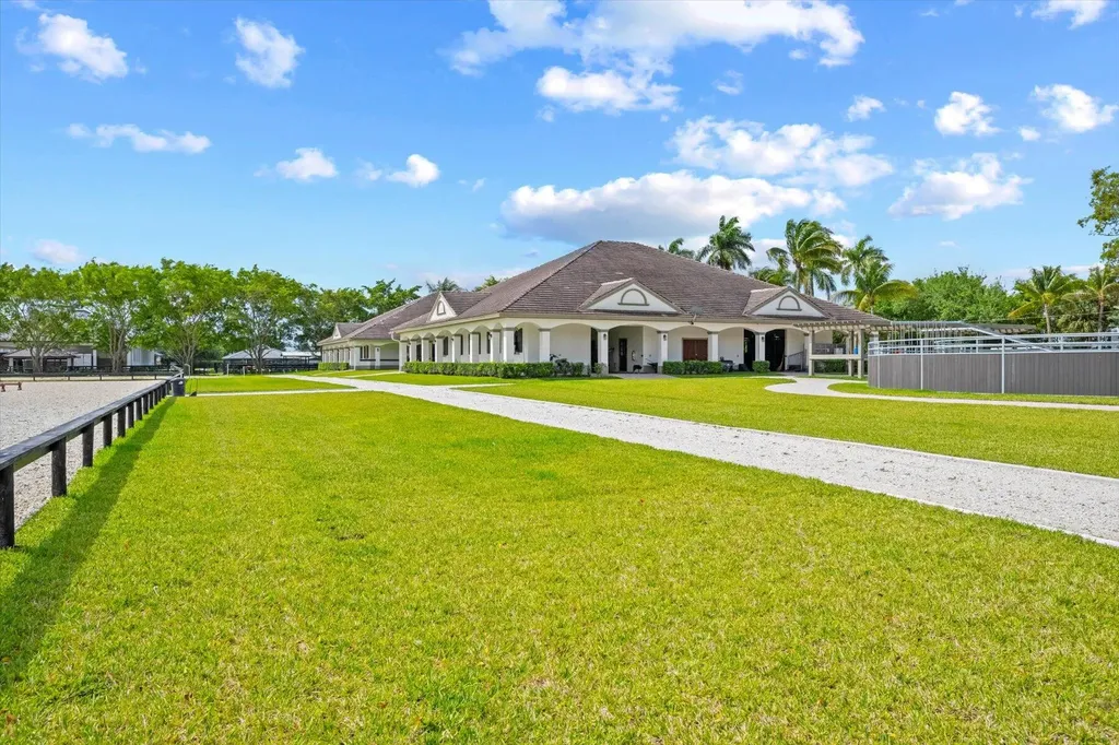 12995 Via Christina Wellington FL 33414