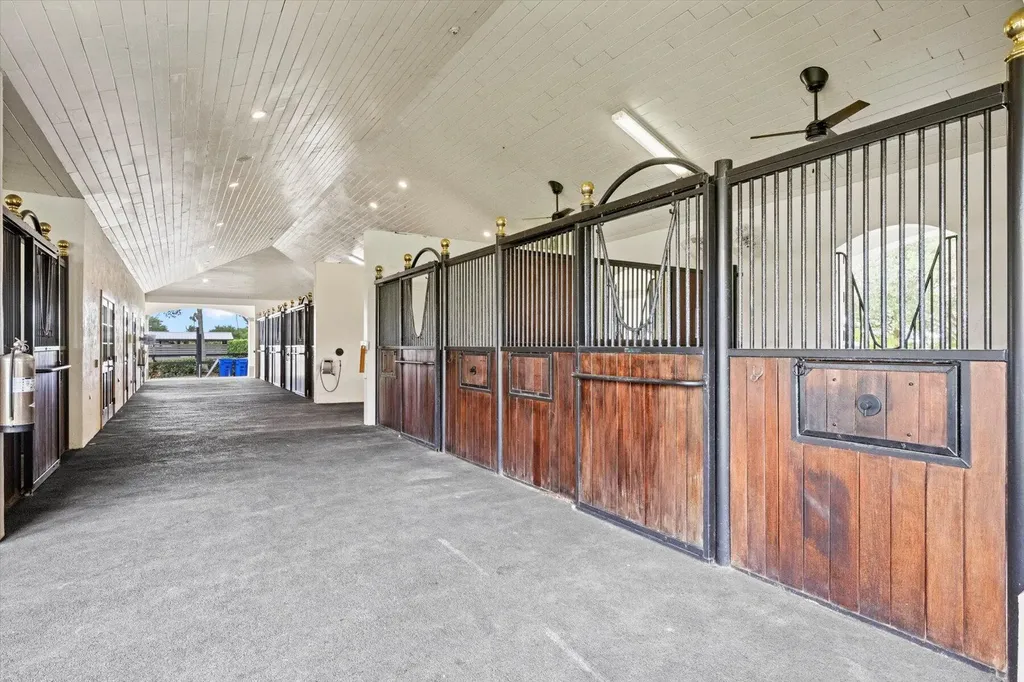 12995 Via Christina Wellington FL 33414