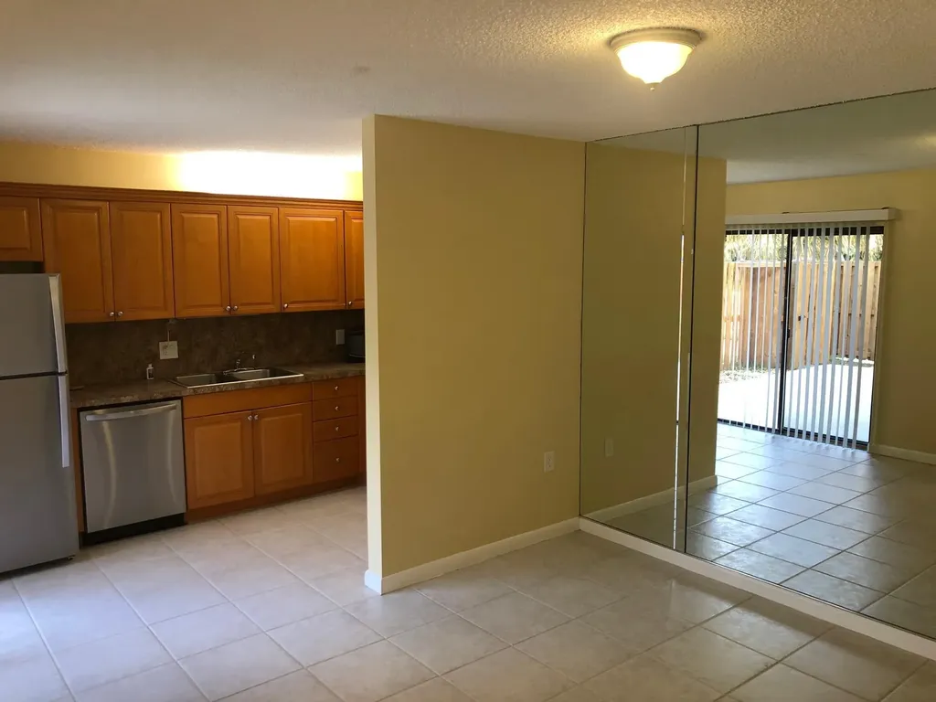 3345 Meridian Way N Palm Beach Gardens FL 33410
