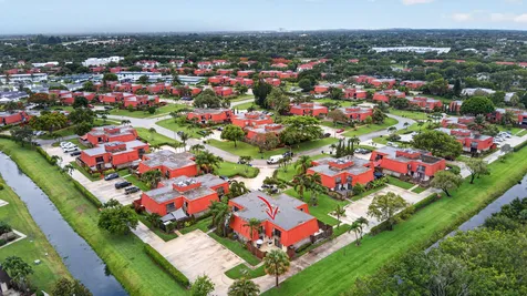 3345 Meridian Way N Palm Beach Gardens FL 33410