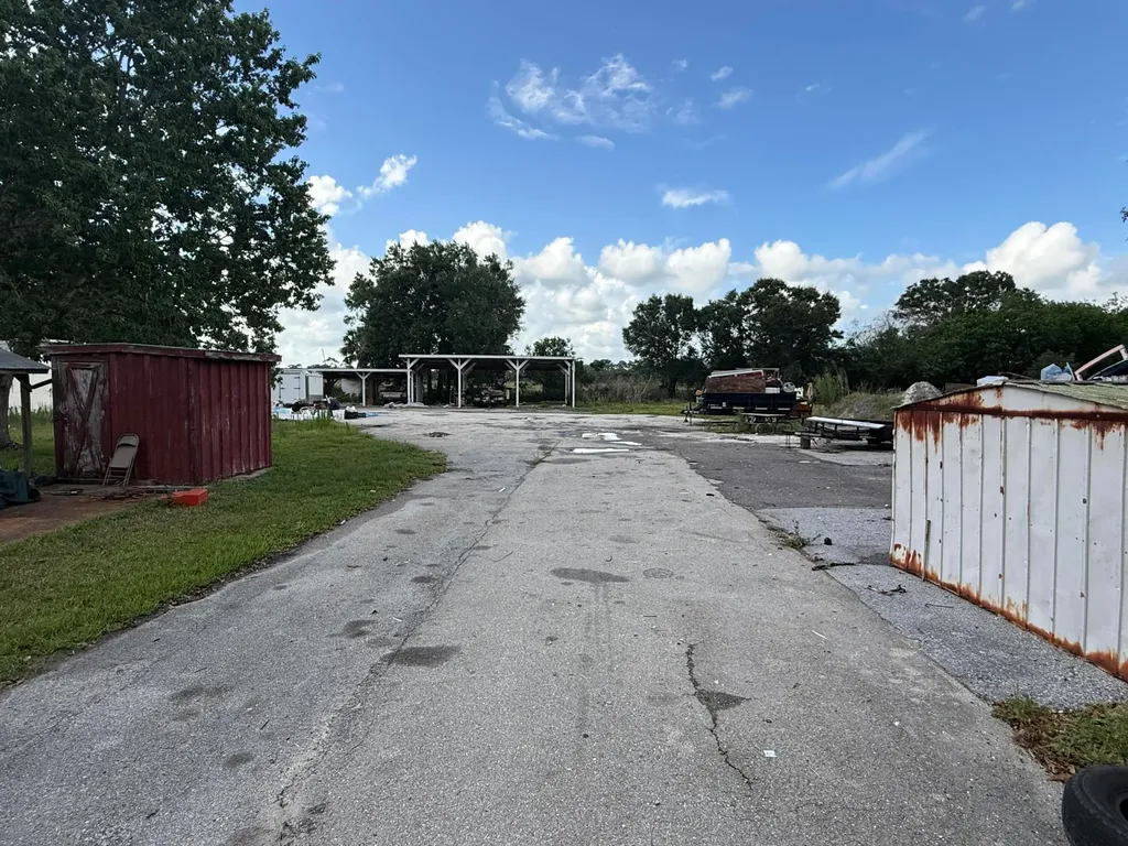 1071 NW 39th Circle Okeechobee FL 34972