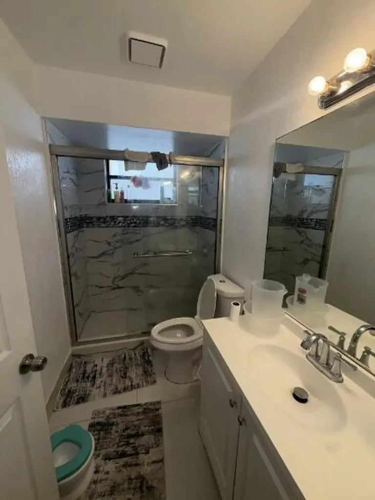 8421 Winnipesaukee Way Lake Worth FL 33467