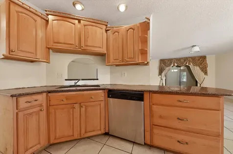 8421 Winnipesaukee Way Lake Worth FL 33467