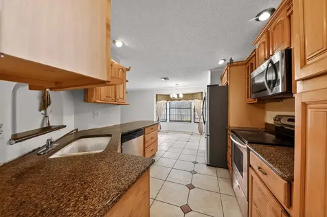 8421 Winnipesaukee Way Lake Worth FL 33467