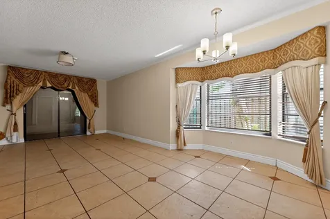 8421 Winnipesaukee Way Lake Worth FL 33467